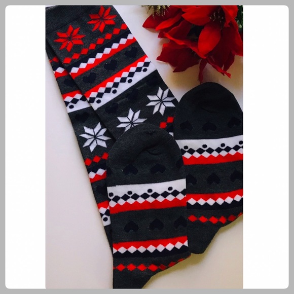 NWT Red/Black Snowflake knee Socks - Picture 6 of 6